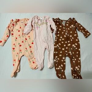 Left to right: 0-3m; 0-3m; 9m